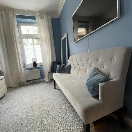 Luxus Altbaucharme In Zentraler Lage * 킬